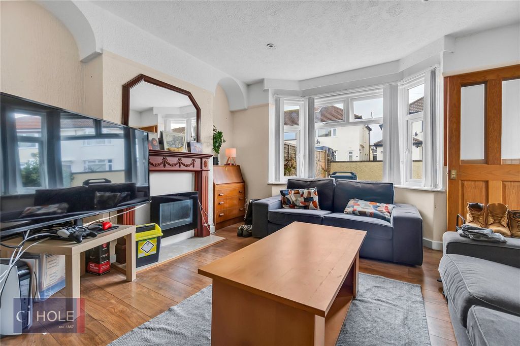 Property photo 1 of 16 Picture No. 08