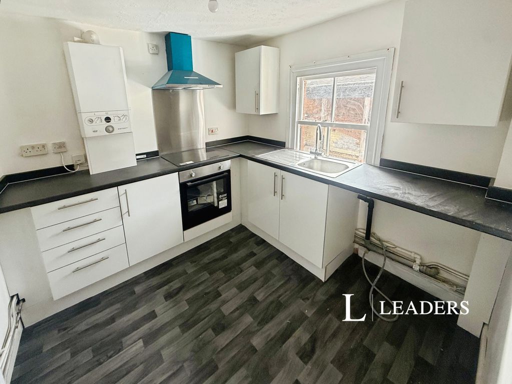 Property photo 3 of 6 Pbox-Img.Jpg