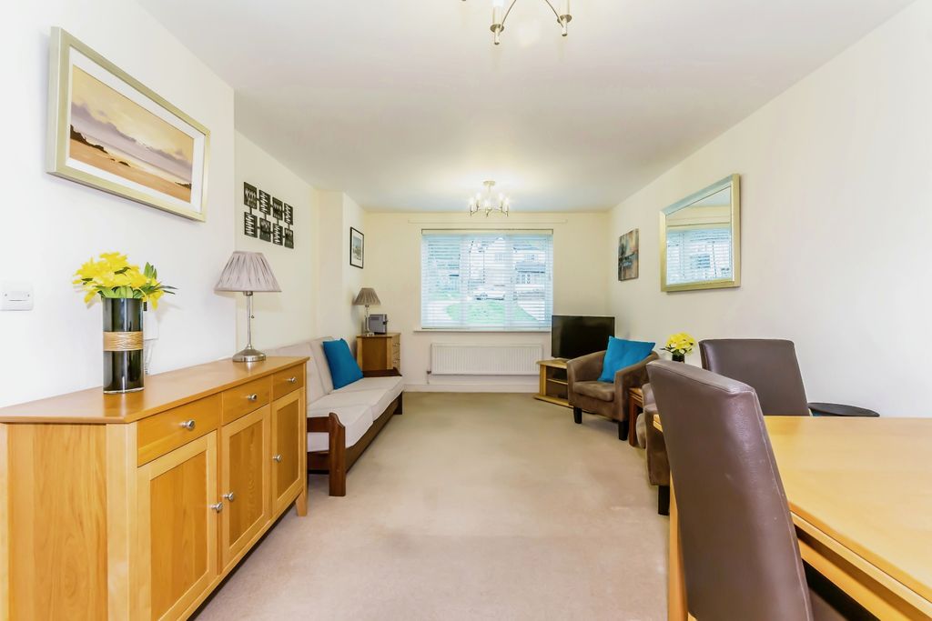 Property photo 3 of 17 Photography