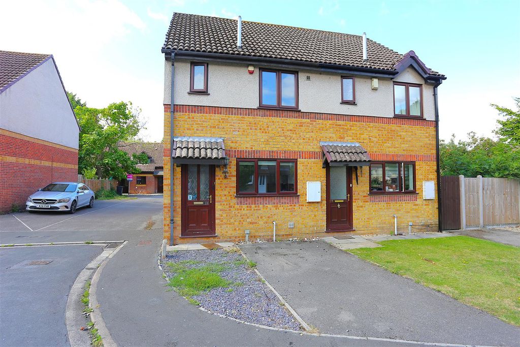 Property photo 1 of 14