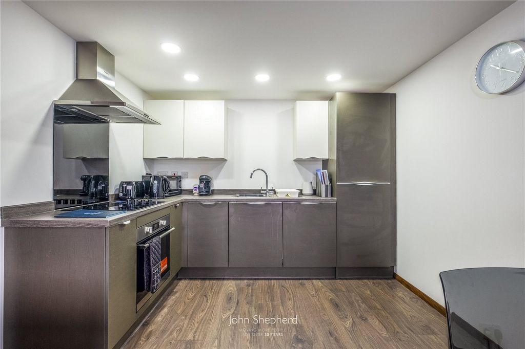 Property photo 3 of 8 Picture No. 06