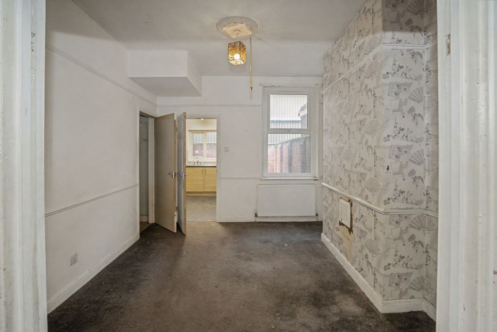 Property photo 3 of 10 Image 3