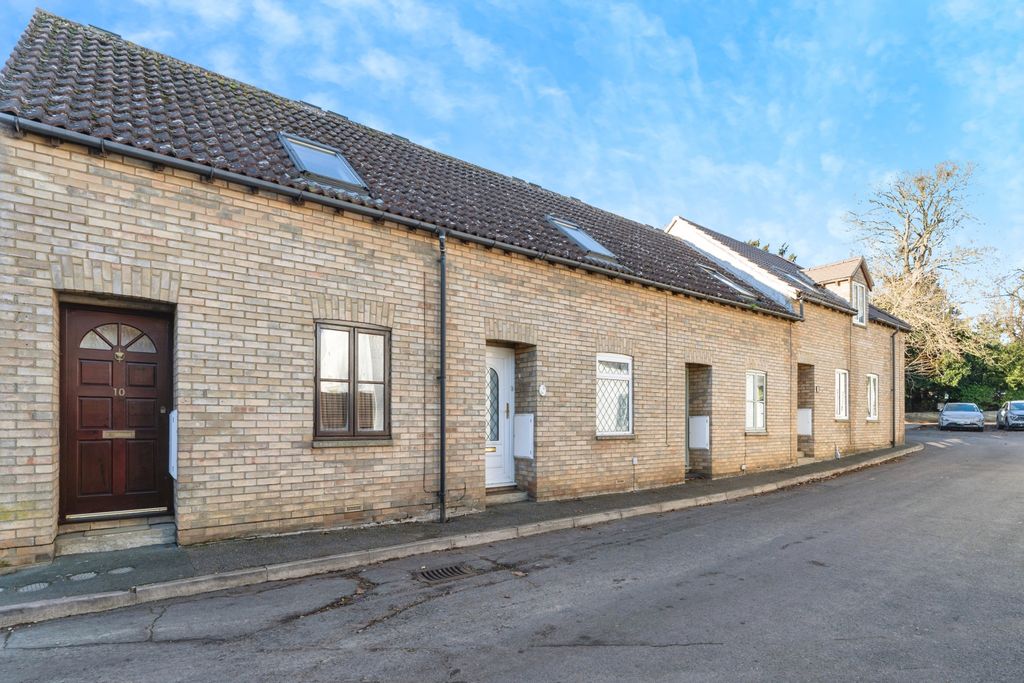 Property photo 1 of 15 Front External