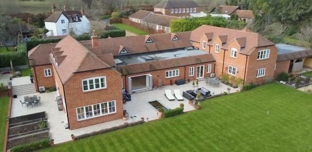 Property photo 1 of 46