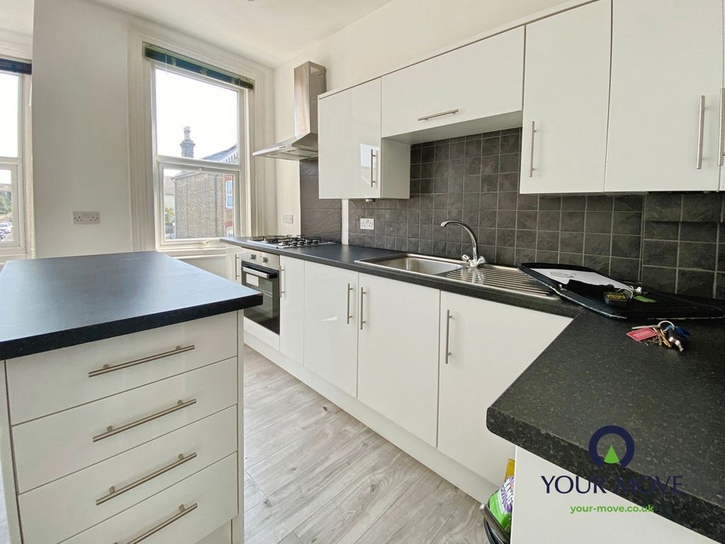 Property photo 3 of 6 Pbox-Img.Jpg