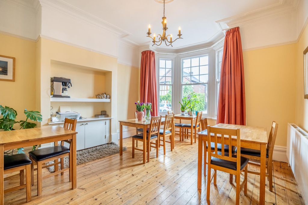 Property photo 3 of 18 Dining Room