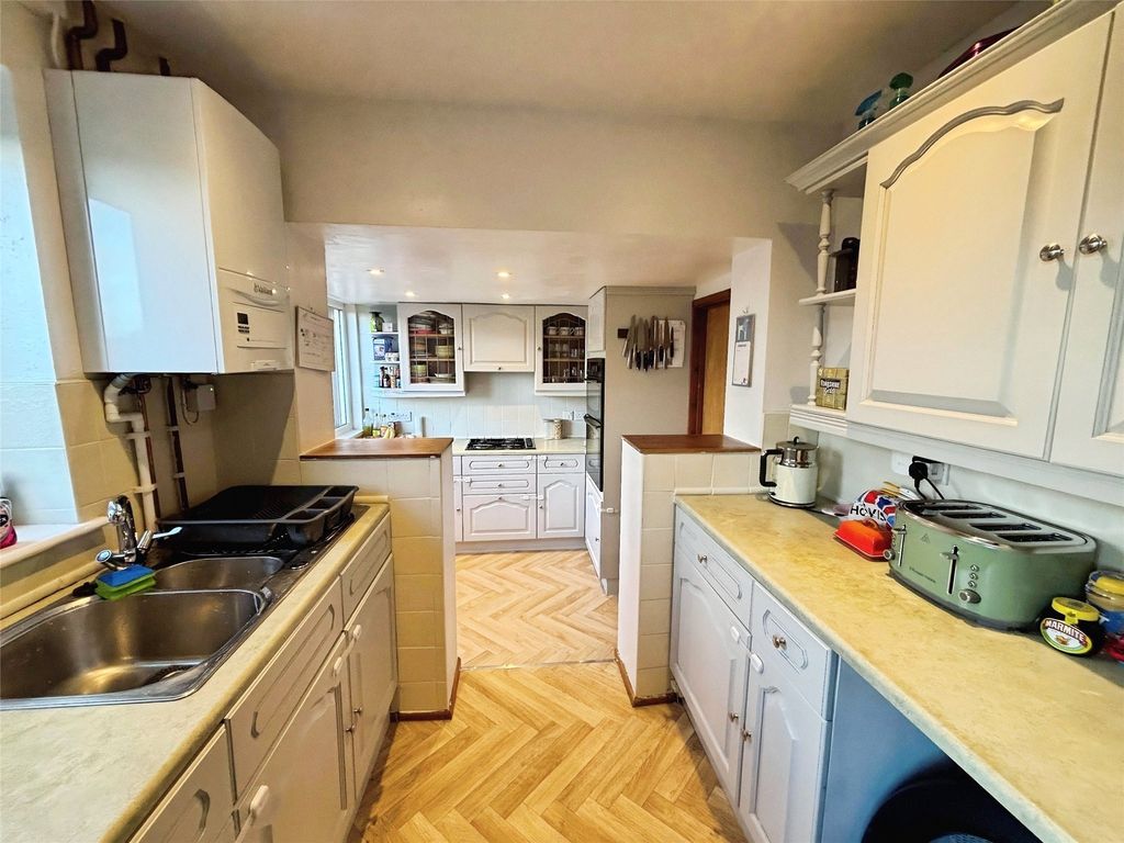 Property photo 2 of 14 2 - Picture No. 06