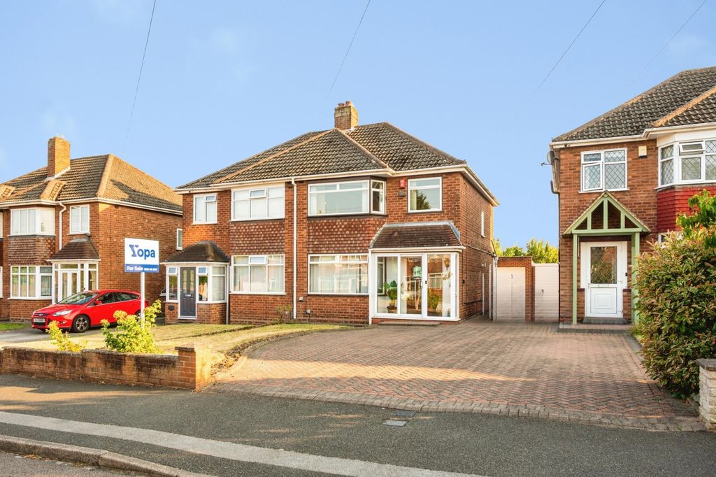 Property photo 1 of 28 1