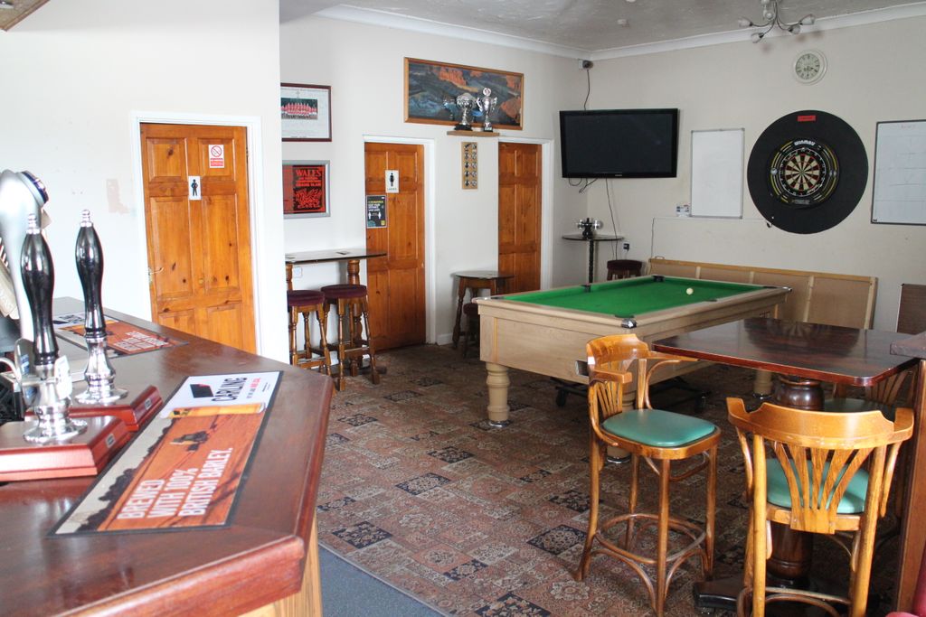 Property photo 2 of 7