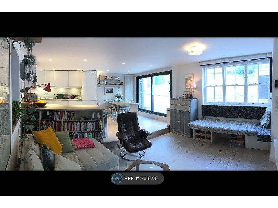 Property photo 3 of 11