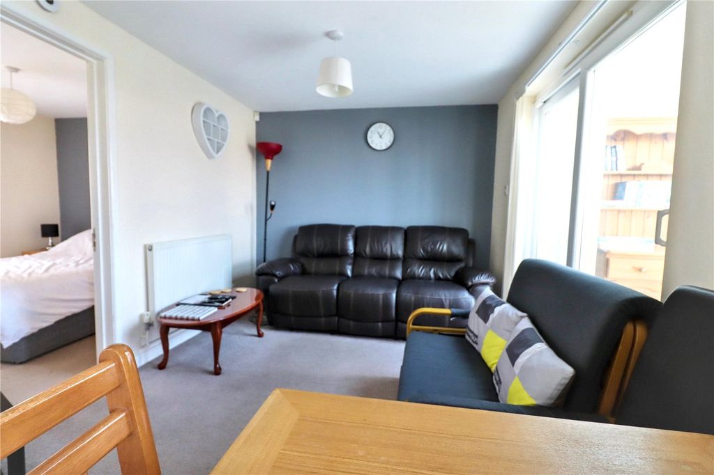 Property photo 2 of 10 Picture No. 05