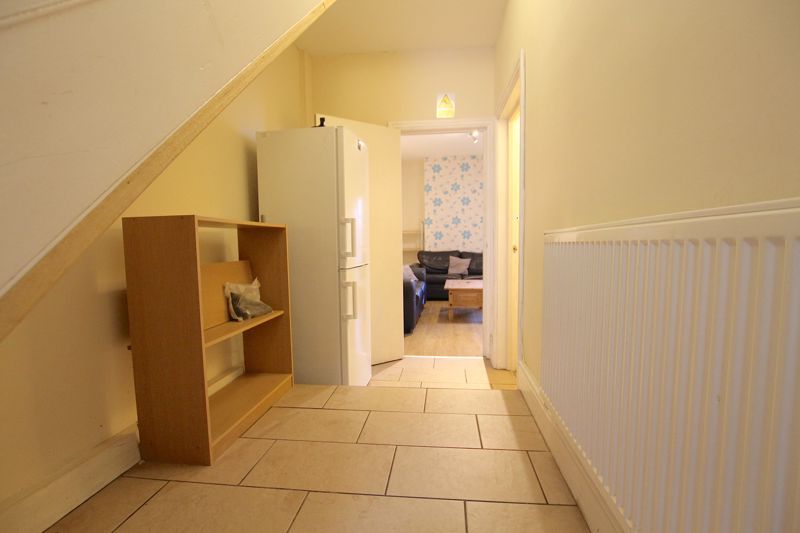 Property photo 2 of 11 Photo 2