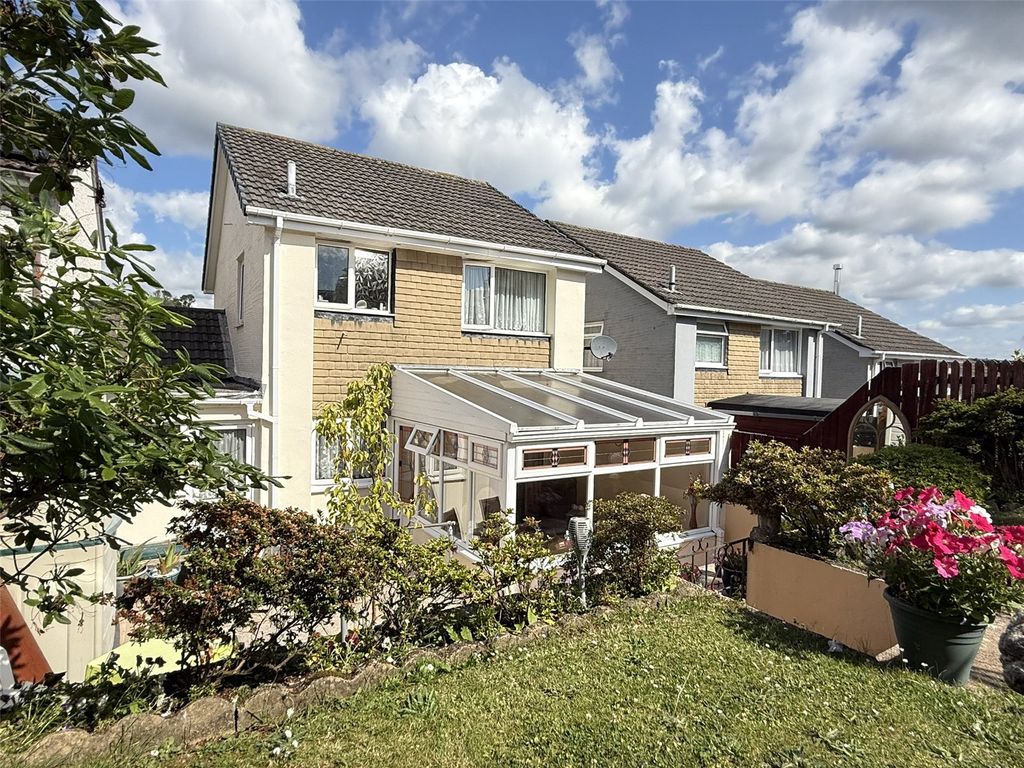 Property photo 1 of 21 Picture No. 01