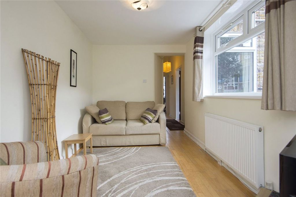 Property photo 3 of 7