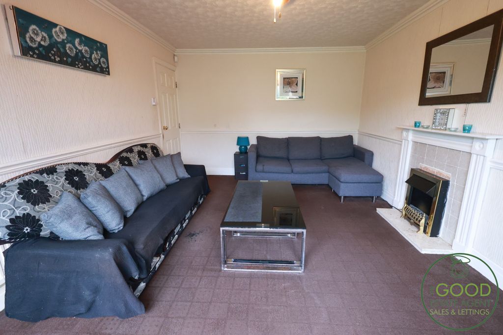 Property photo 3 of 24