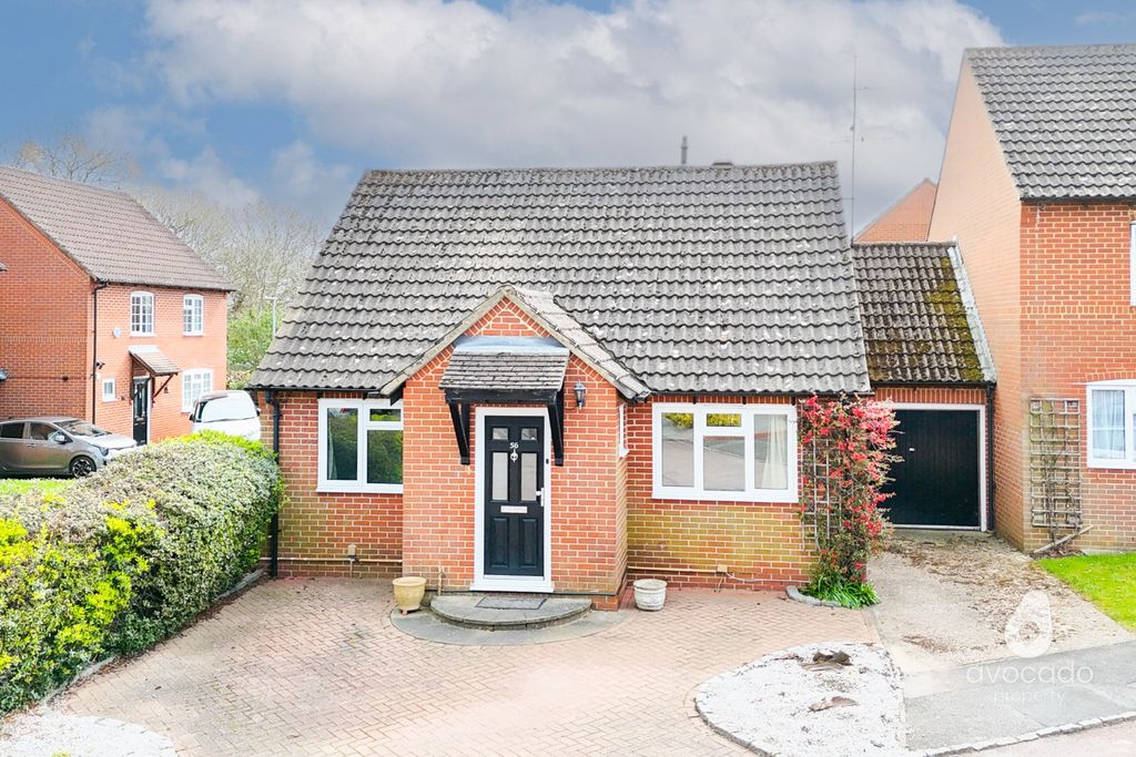 Property photo 1 of 18 5037082