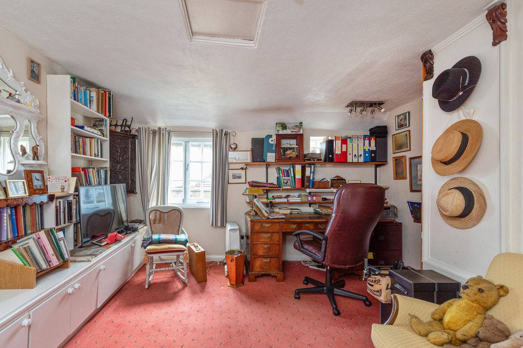 Additional image 11 of 5 bed detached house for saleHigh Street, Hampton TW12