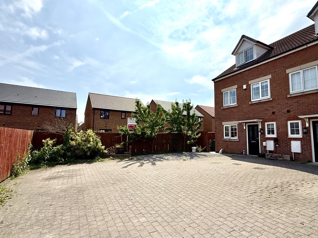 Property photo 1 of 10 Img_3902
