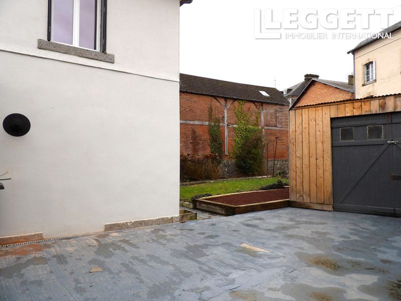 Property photo 3 of 10