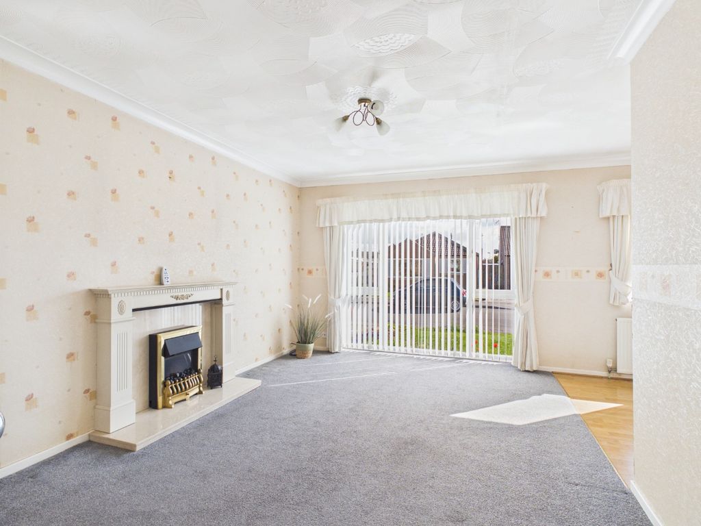 Property photo 3 of 14 4498008