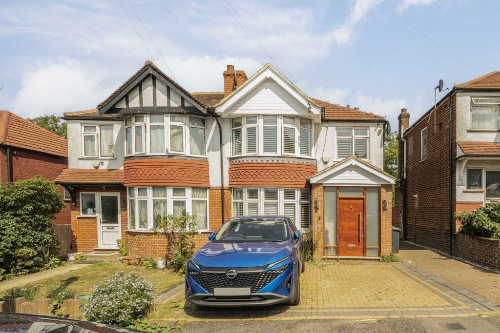 Property photo 1 of 7