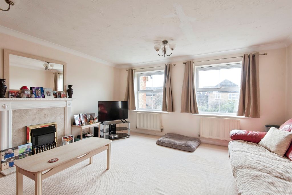 Property photo 3 of 18