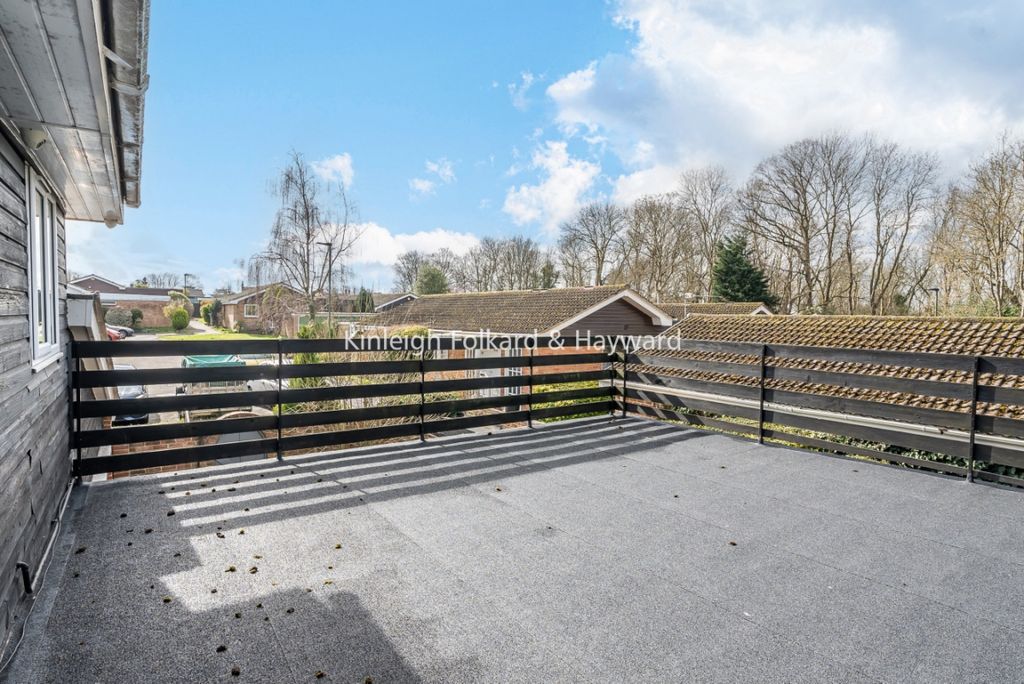 Property photo 2 of 12 0d54E4Ed-29B5-4A4c-B