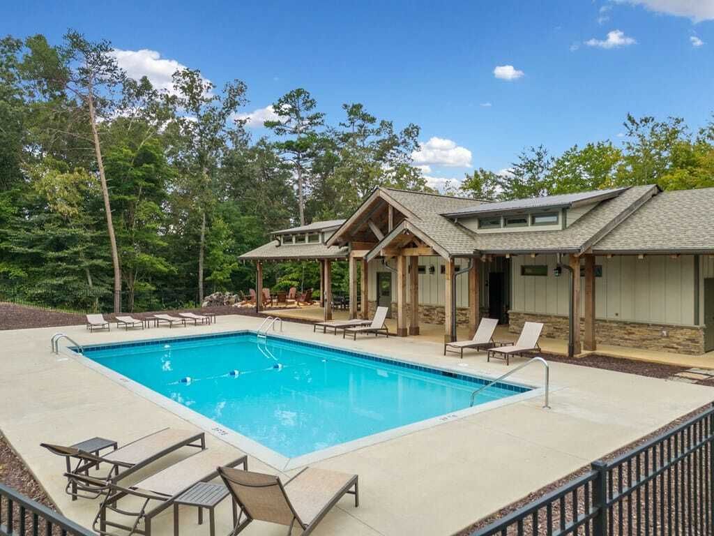 Property photo 2 of 9 <Alttext/>