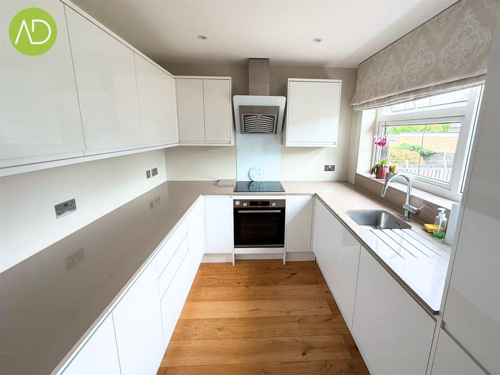 Property photo 3 of 16 22.Jpg