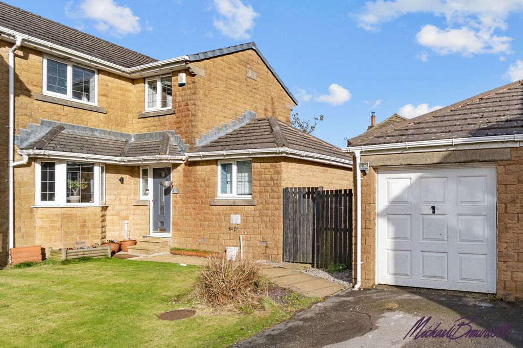 Property photo 1 of 30