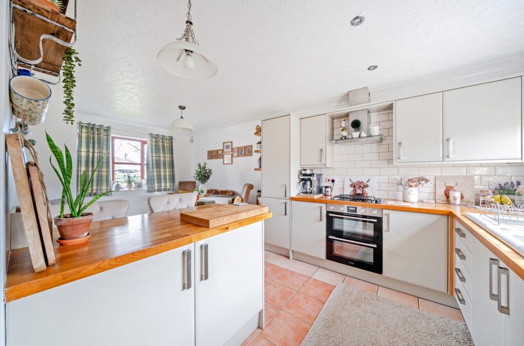 Property photo 3 of 29 1440897-5-69d98d7c3E76d