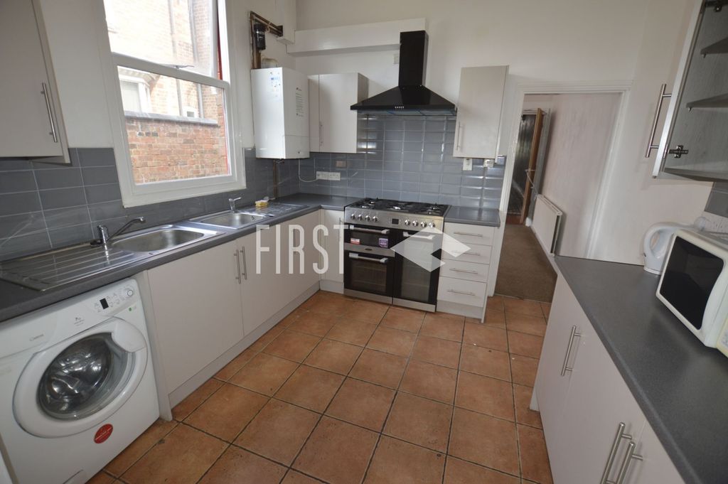 Property photo 1 of 16 Kitchen