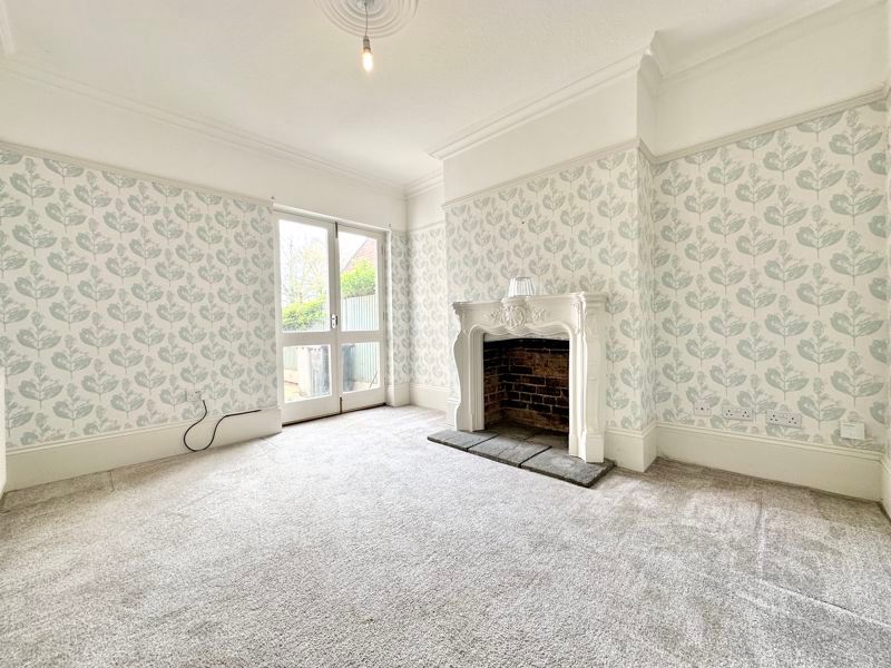 Property photo 3 of 15 Dining Room