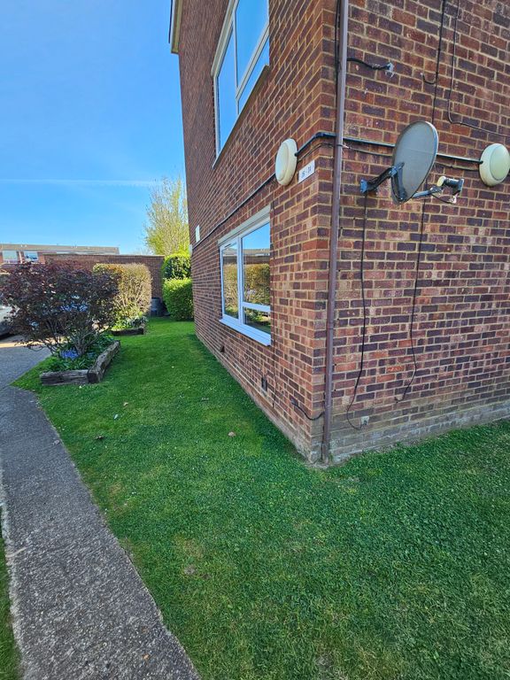 Property photo 2 of 19