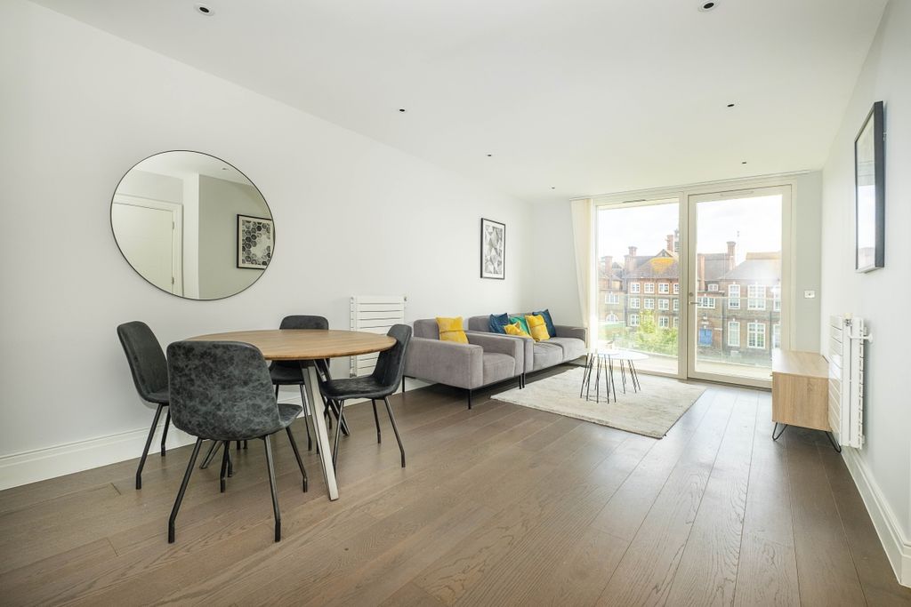 Property photo 2 of 12 14-Hamond-Court-Q...