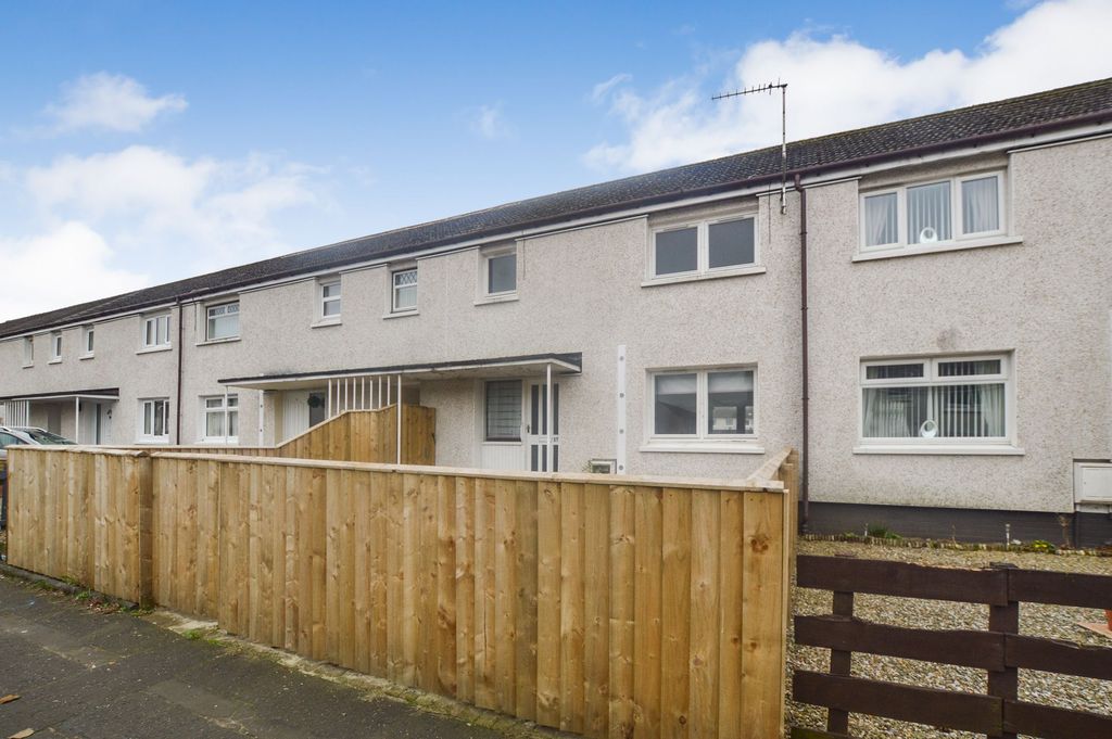 Property photo 1 of 11