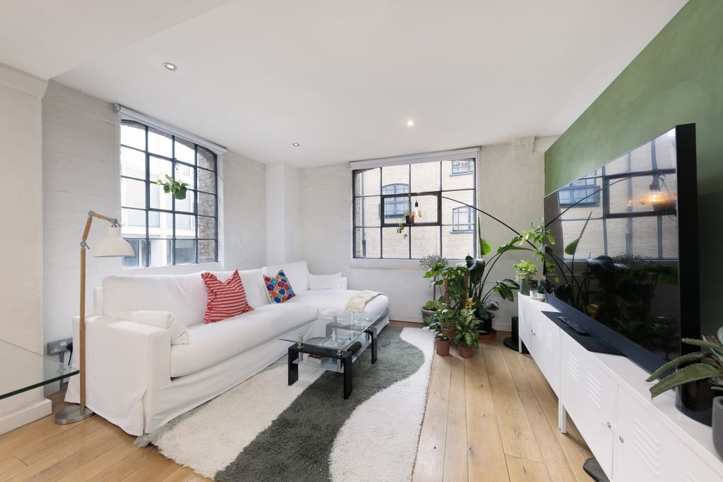 Property photo 1 of 15 Coriander Court 5 -3