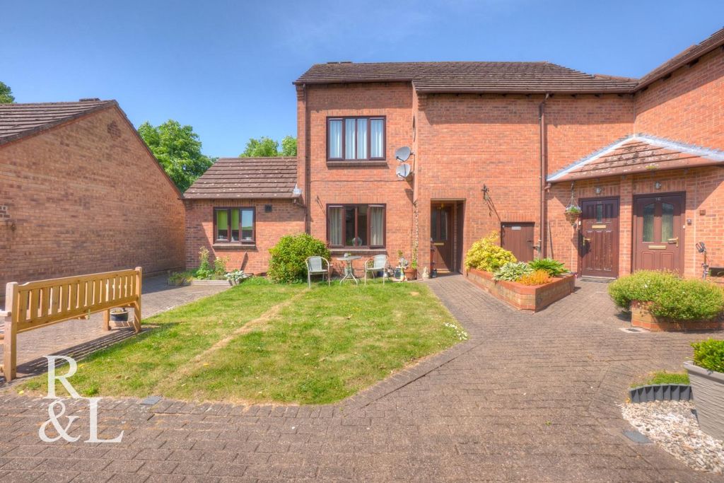 Property photo 1 of 19 Western Close (1).Jpg