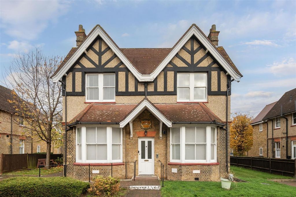 Property photo 1 of 14 Photo 0