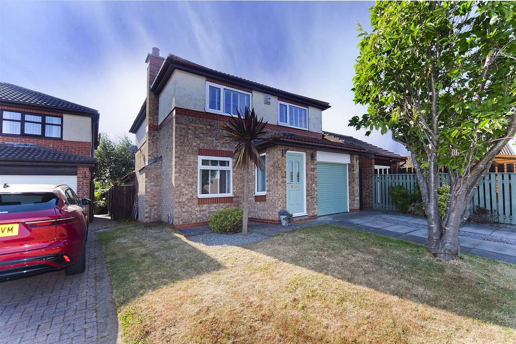 Property photo 2 of 25