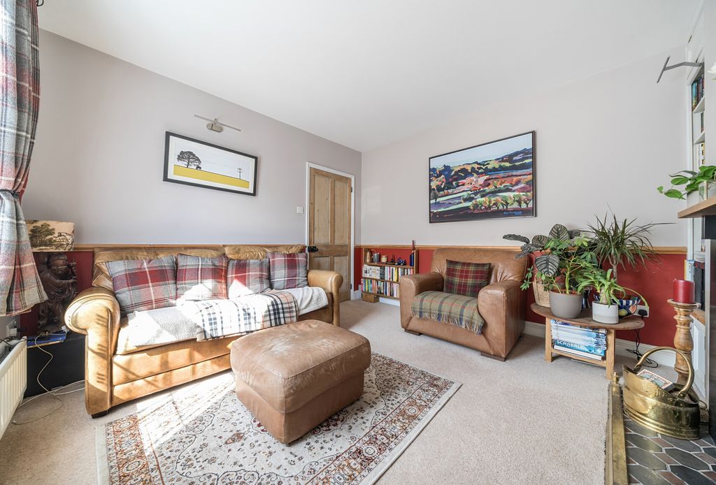 Property photo 2 of 20 1347997-8-68Bb01E...