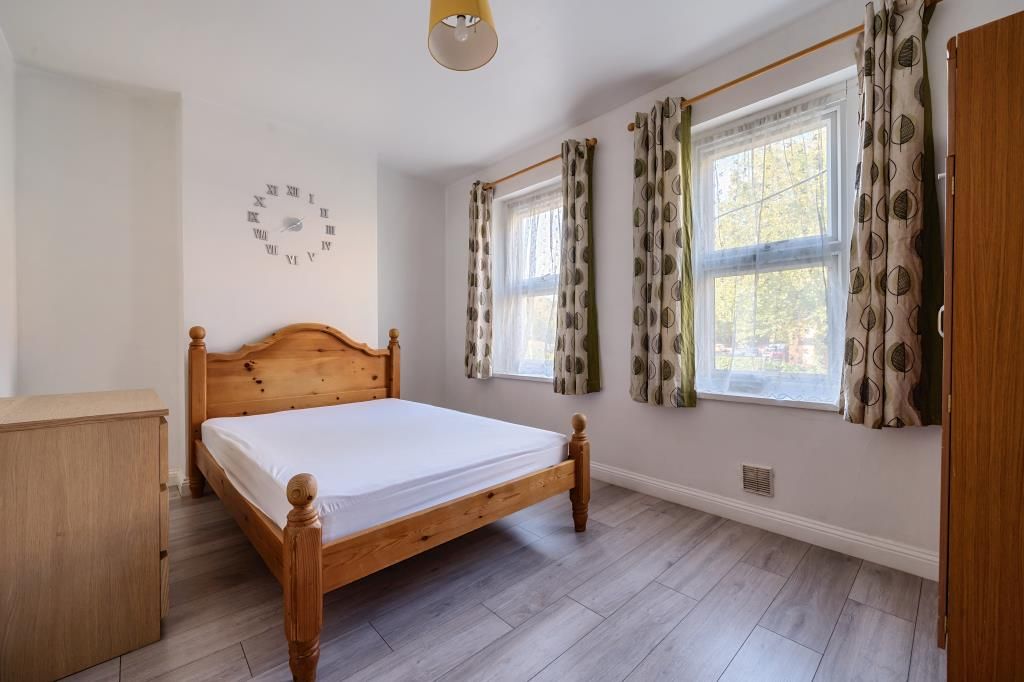 Property photo 3 of 11 Bedroom