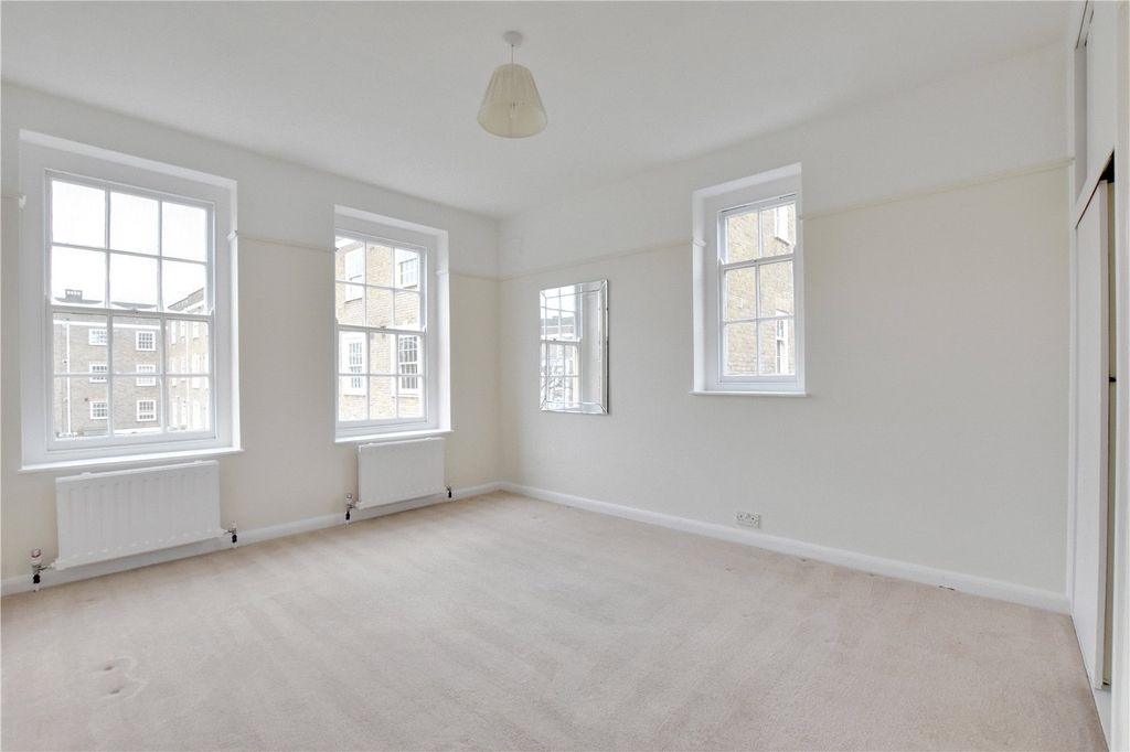 Property photo 2 of 15 Picture No. 14