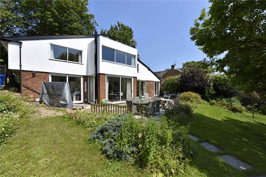 Property photo 1 of 14 Picture No. 23