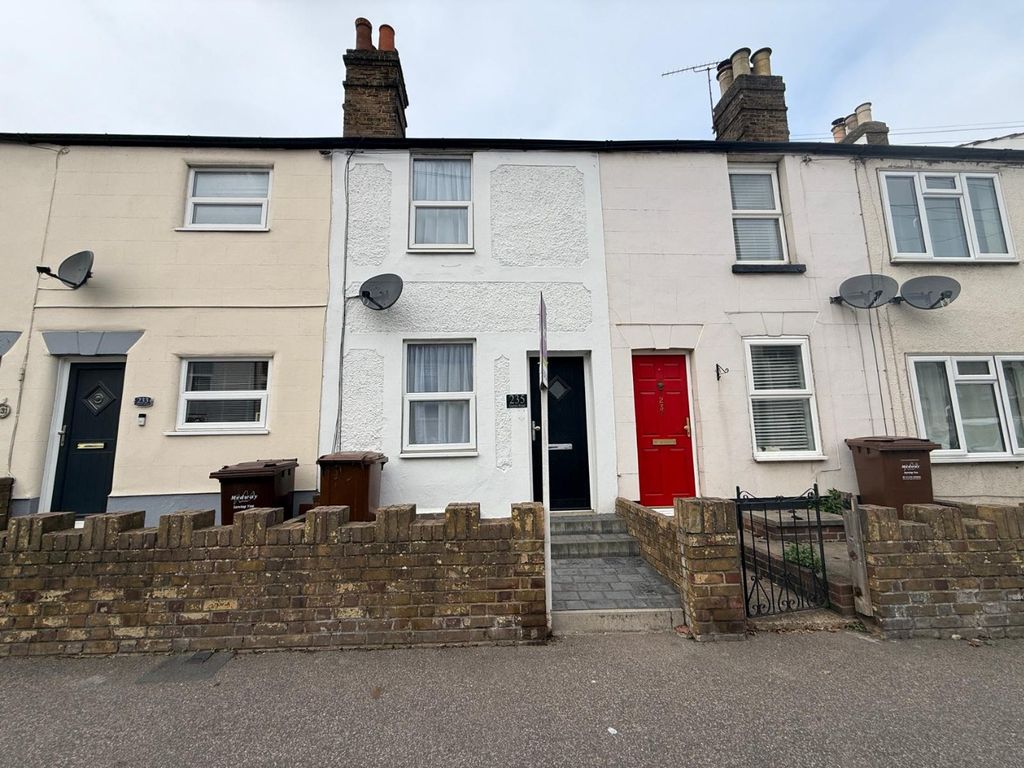 Property photo 1 of 13 4572601