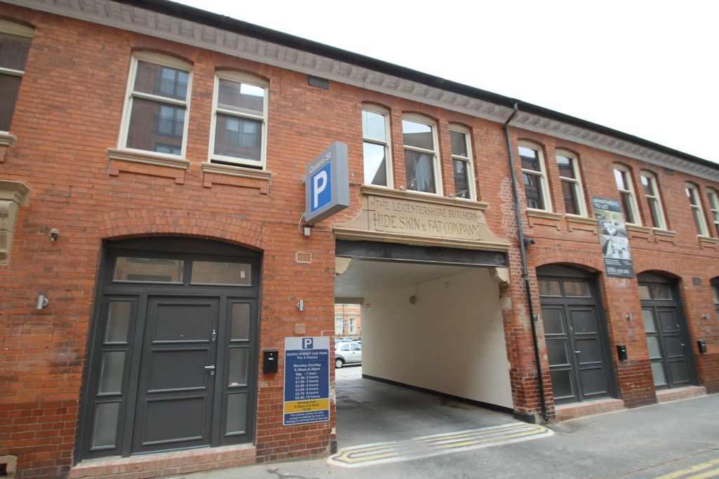 Property photo 2 of 10