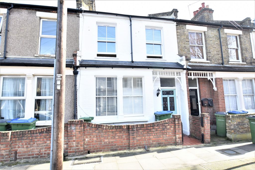 Property photo 1 of 11 Photo 10