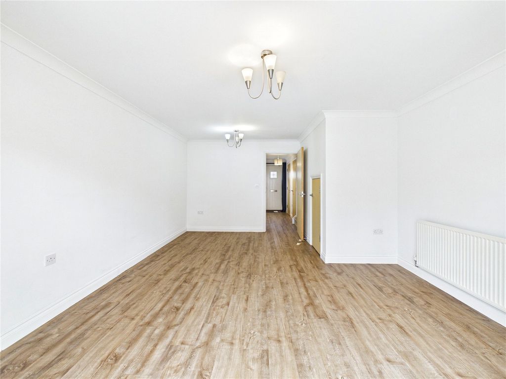 Property photo 2 of 14 Picture No. 41