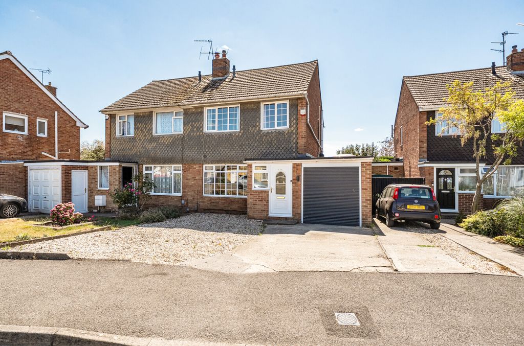 Property photo 1 of 12 15005002