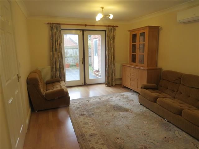 Property photo 3 of 8 Image